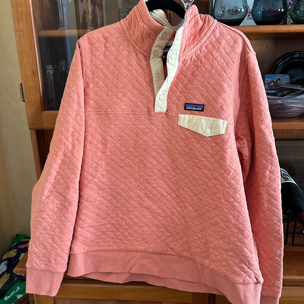 Patagonia women’s orange Quilted Sweater
